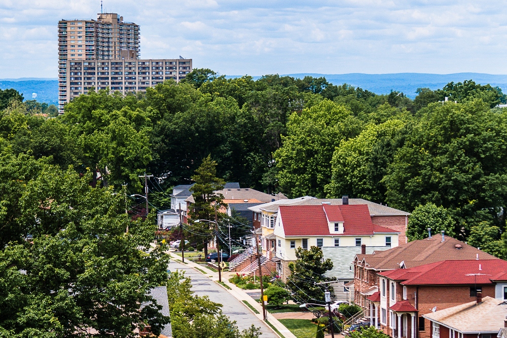 New Jersey where Realtors are at risk of losing independent contractor status.