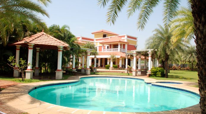 home contract signings