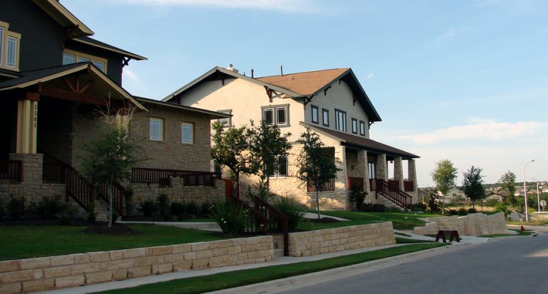 Pending home sales jump 10.3% in one year