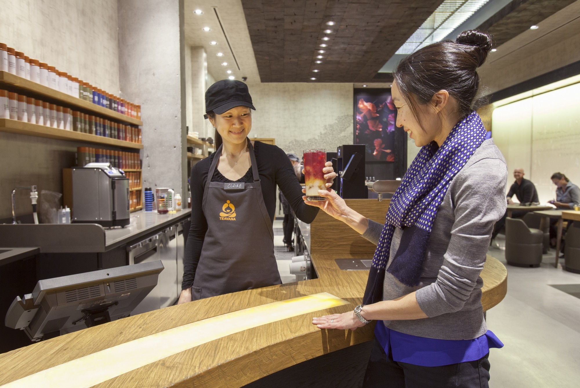 Teavana_Tea_Bar_Hand-off_1