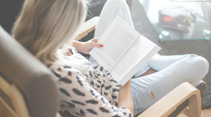 woman reading books