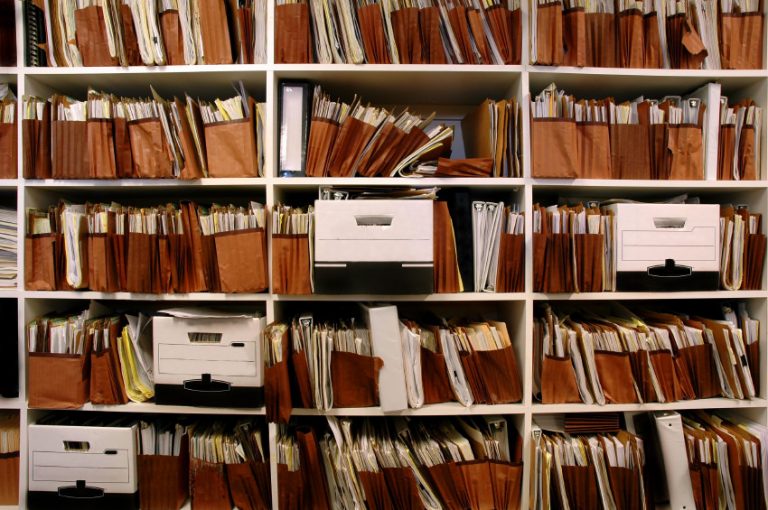 Declutter paper folders