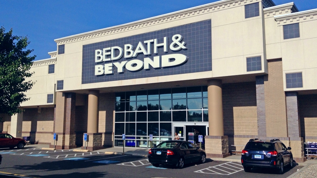 bed-bath-beyond bed bath and beyond storefront