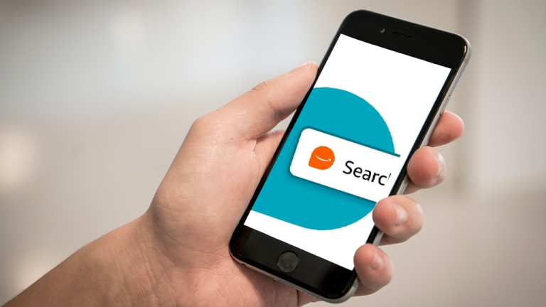 Meet Rufus, Amazon’s new efficiency AI shopping assistant!